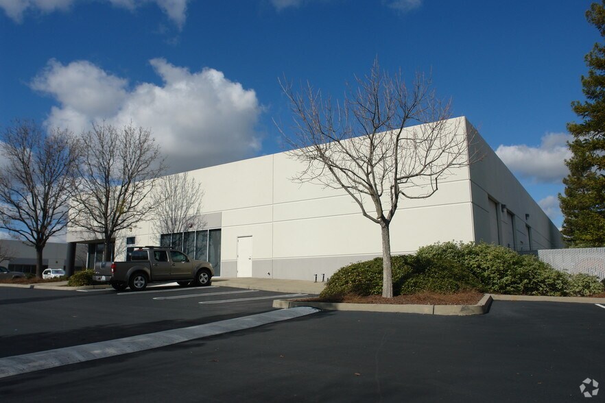 More Photos Of 1390 Lead Hill Blvd, Roseville Flex For Sale