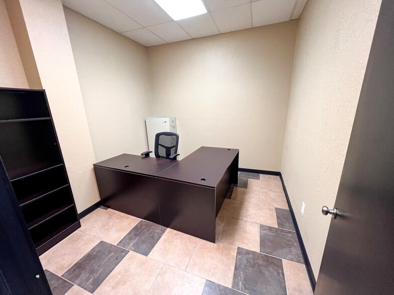 More Photos Of 8100 W Highway 80, Midland Office For Sale