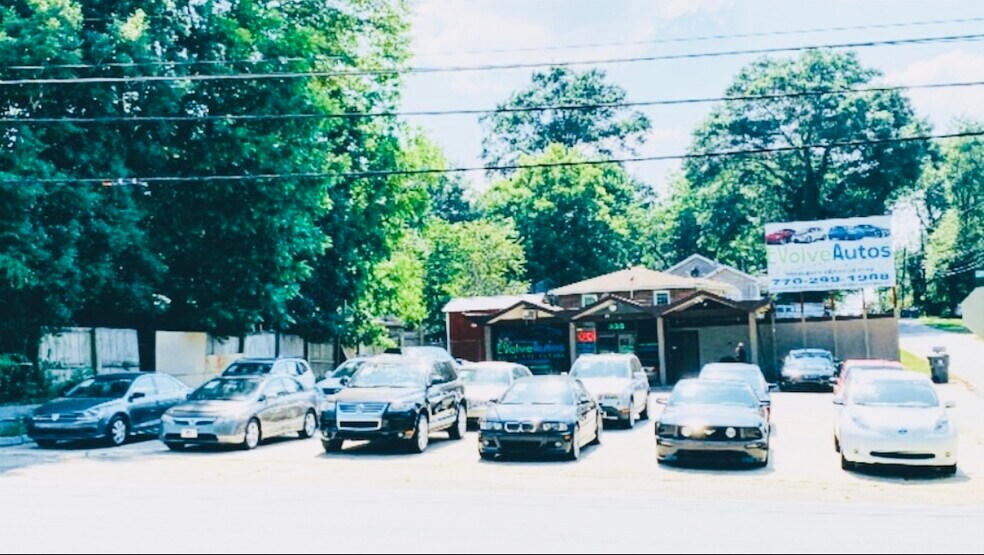 More Photos Of 338 Gordon St, Bremen Service Station For Sale