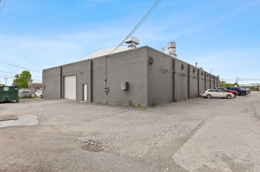 More Photos Of 2414 N 4th St, Coeur d'Alene Auto Repair For Sale