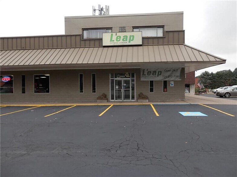 More Photos Of 2801-2809 Leechburg Rd, Lower Burrell Storefront Retail Office For Sale