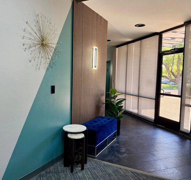 More Photos Of 1420 River Park Dr, Sacramento Office For Sale