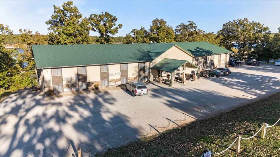 More Photos Of 670 SE 803rd Rd, Clinton Marina For Sale