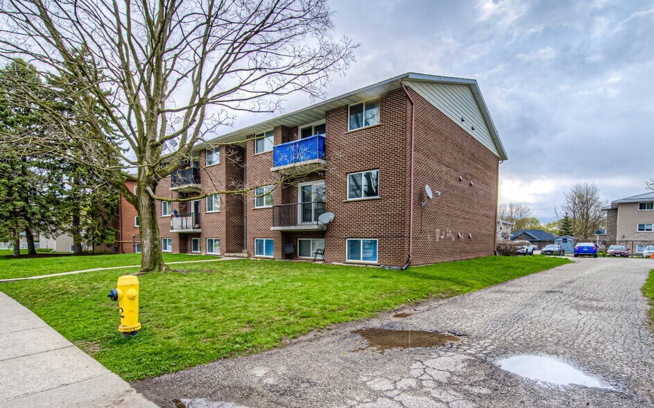 More Photos Of 15 Killdeer Rd, Elmira Apartments For Sale