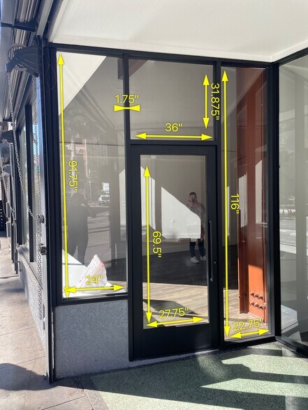 More Photos Of 901-907 S Hill St, Los Angeles Storefront For Lease