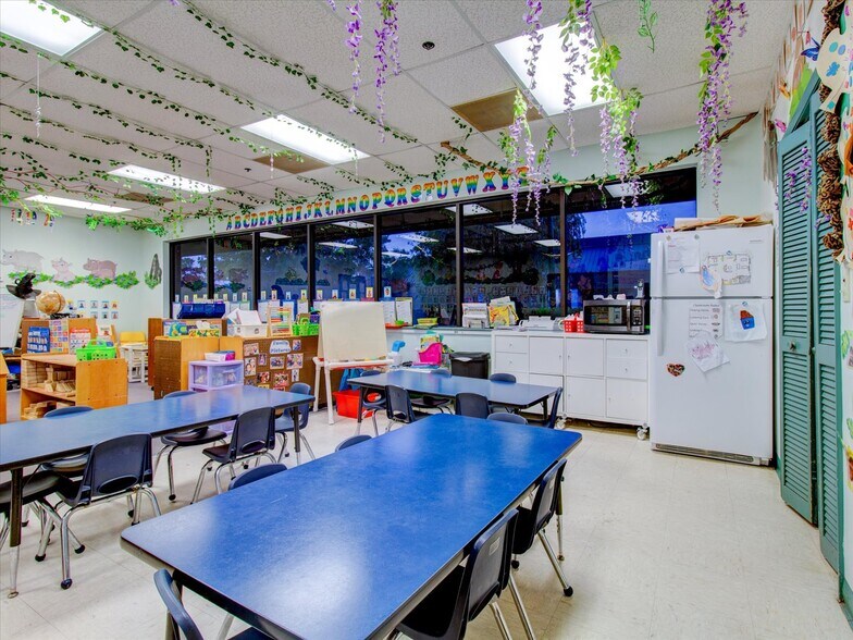 More Photos Of 16120 Bay Vista Dr, Clearwater Daycare Center For Sale