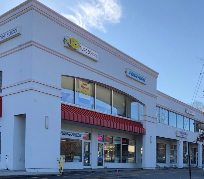 More Photos Of 2085 E Main St, Cortlandt Manor Storefront Retail Office For Lease