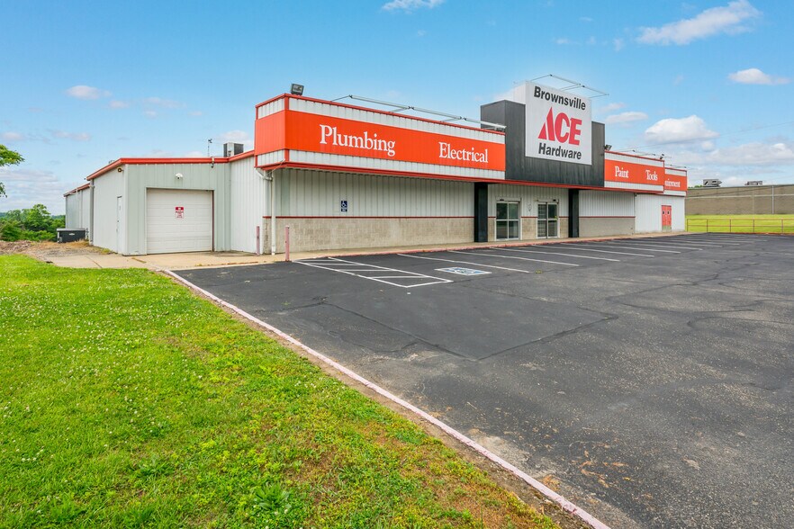 More Photos Of 6027 National Pike, Grindstone Freestanding For Lease