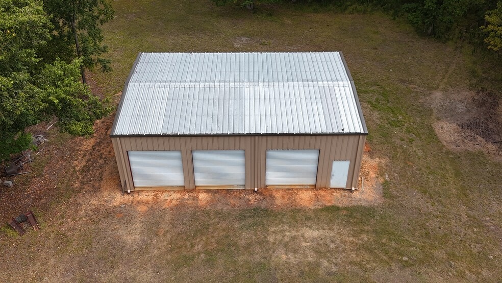 More Photos Of 6040 AL-28, Pine Apple Lodge Meeting Hall For Sale