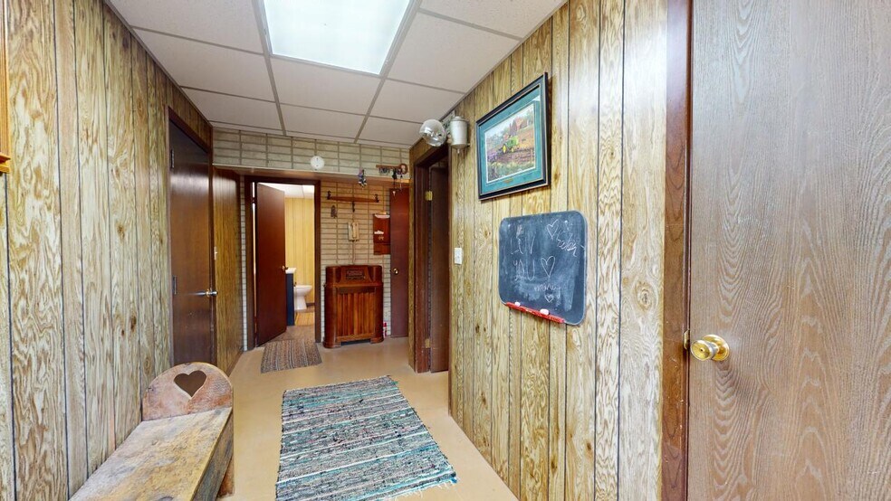 More Photos Of 17069 400th St, Leland Contractor Storage Yard For Sale