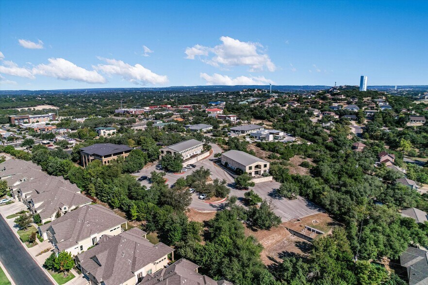 More Photos Of 7 Lakeway Centre Ct N, Lakeway Office For Lease