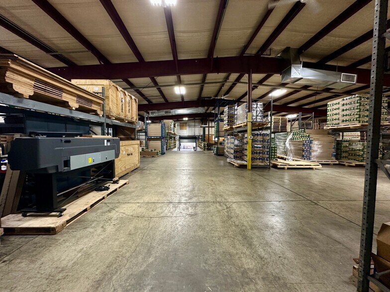 More Photos Of 4030 Simon Rd, Youngstown Manufacturing For Sale