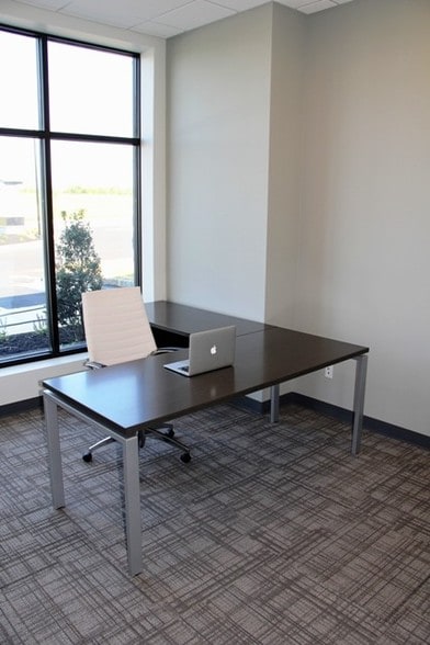 More Photos Of 3 Myers Dr, Mullica Hill Office For Lease