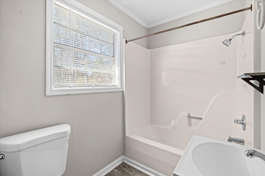 More Photos Of 3950 S Dixie Rd, Dalton Apartments For Sale