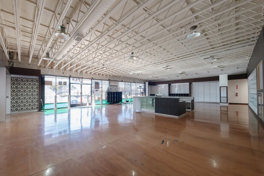 More Photos Of 114-134 N Gaffey St, San Pedro General Retail For Lease