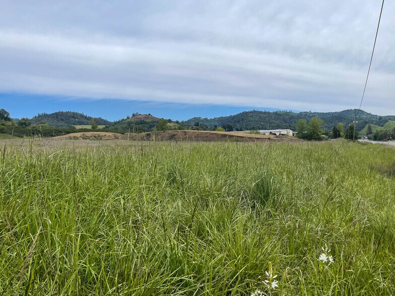 More Photos Of 0 North Umpqua Hwy Hwy, Roseburg Land For Sale