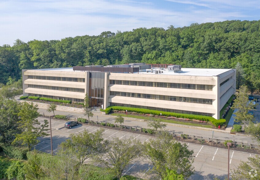 Primary Photo Of 301 Gibraltar Dr, Morris Plains Office For Lease
