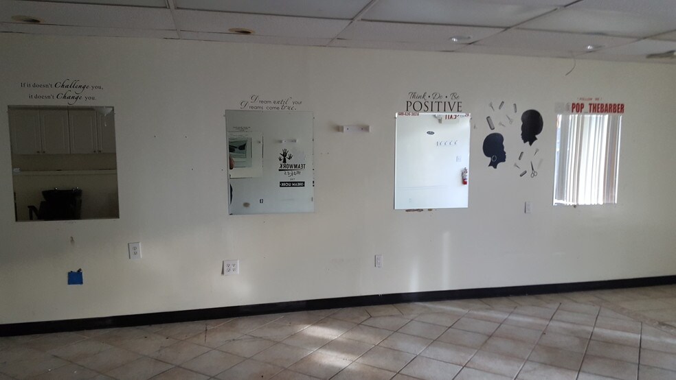 More Photos Of 43 Mays Landing Rd, Somers Point Freestanding For Lease