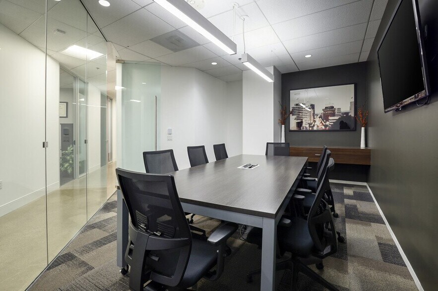 More Photos Of 4225 Executive Sq, La Jolla Coworking Space