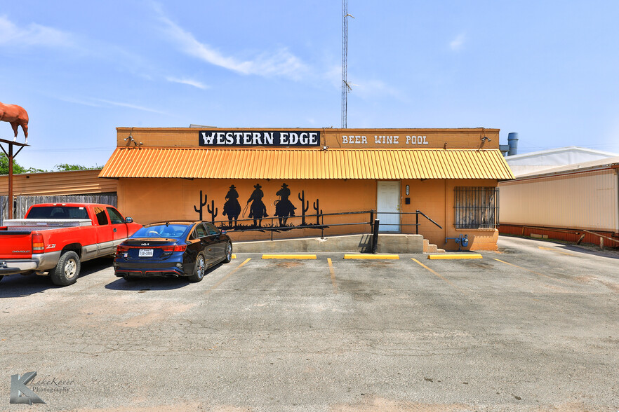 Primary Photo Of 1841 S Treadaway Blvd, Abilene Industrial For Sale