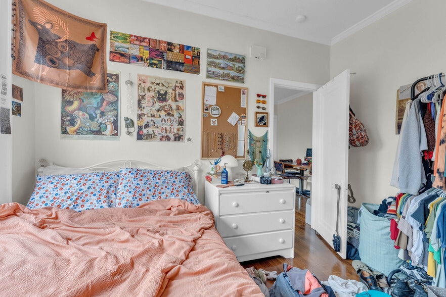 More Photos Of 13701 Madison Ave, Lakewood Apartments For Sale