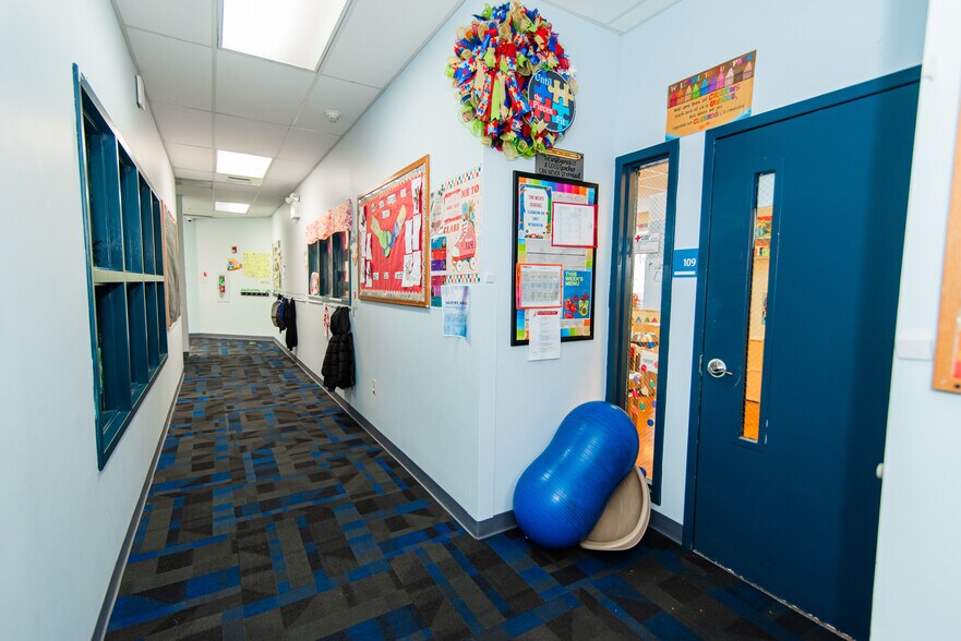 More Photos Of 1616 Orthodox St, Philadelphia Schools For Sale