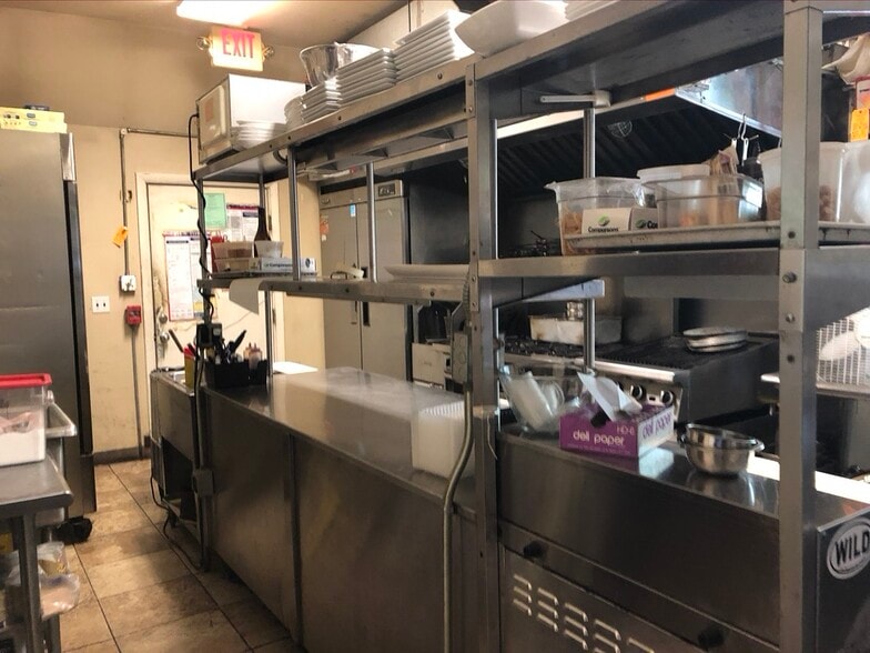 More Photos Of 1715 E Main St, Mohegan Lake Restaurant For Sale