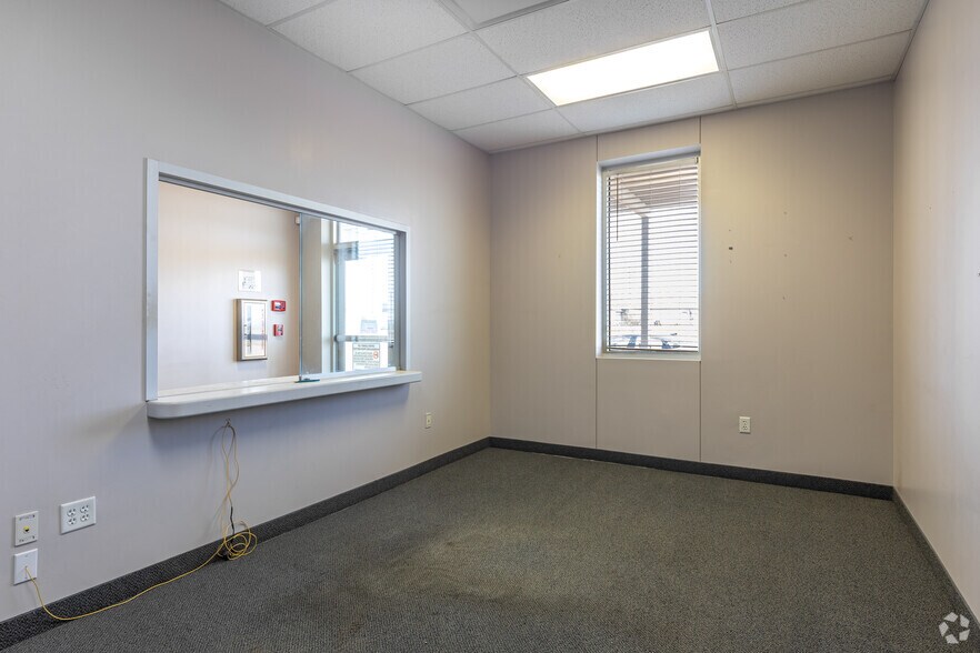 More Photos Of 8620 TX-191, Odessa Warehouse For Sale