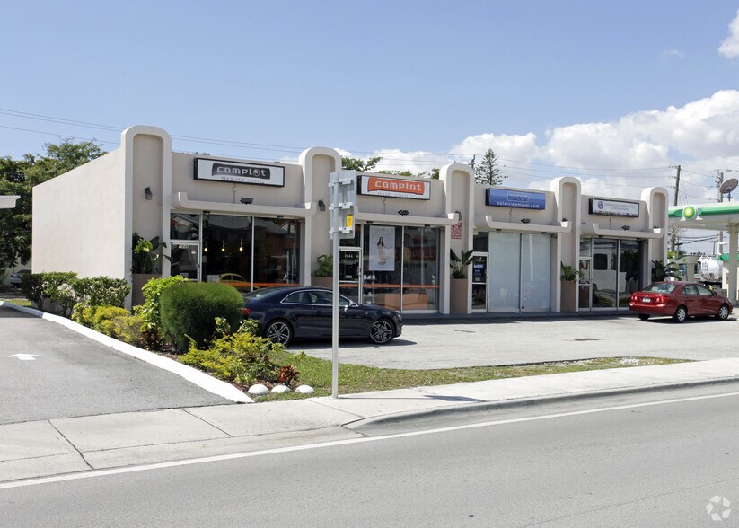 More Photos Of 1940-1946 NE 123rd St, North Miami Unknown For Lease