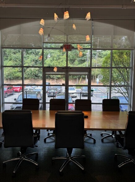 More Photos Of 1123 Zonolite Rd NE, Atlanta Loft Creative Space For Lease