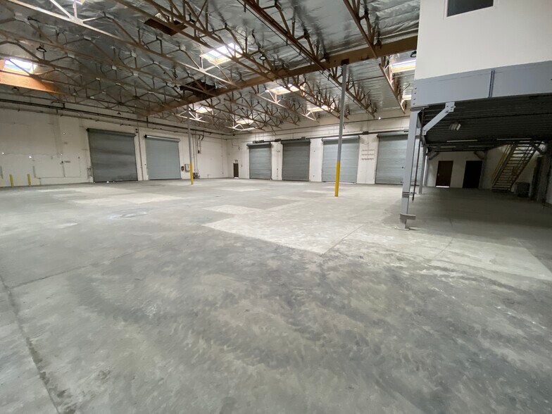 More Photos Of 5780 Soestern Ct, Chino Manufacturing For Sale