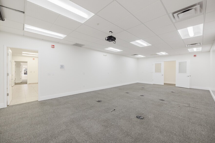 More Photos Of 2575 Alta Vista Dr, Elko Warehouse For Lease