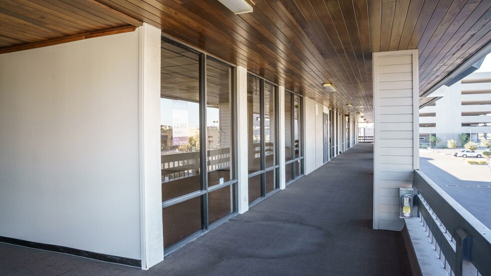 More Photos Of 4632-4634 S Maryland Pky, Las Vegas General Retail For Lease