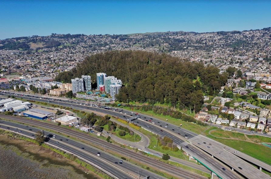 Primary Photo Of Pierce St, Albany Land For Sale