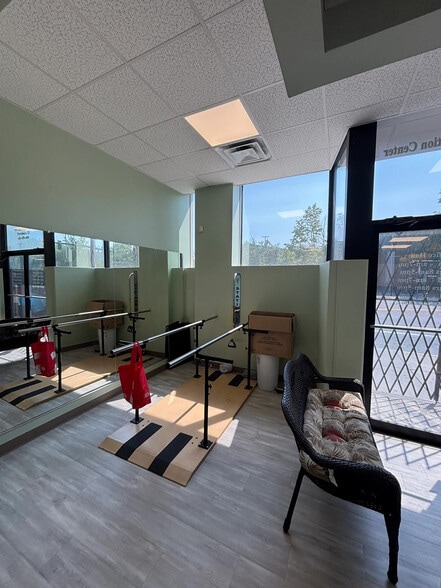 More Photos Of 209 Elmwood Ave, Providence Storefront For Sale