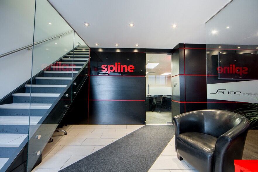 More Photos Of 7015 Tranmere Dr, Mississauga Warehouse For Sale