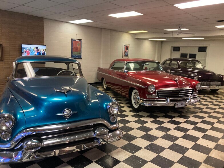 More Photos Of 2126 Boston Ave, Bridgeport Auto Dealership For Lease