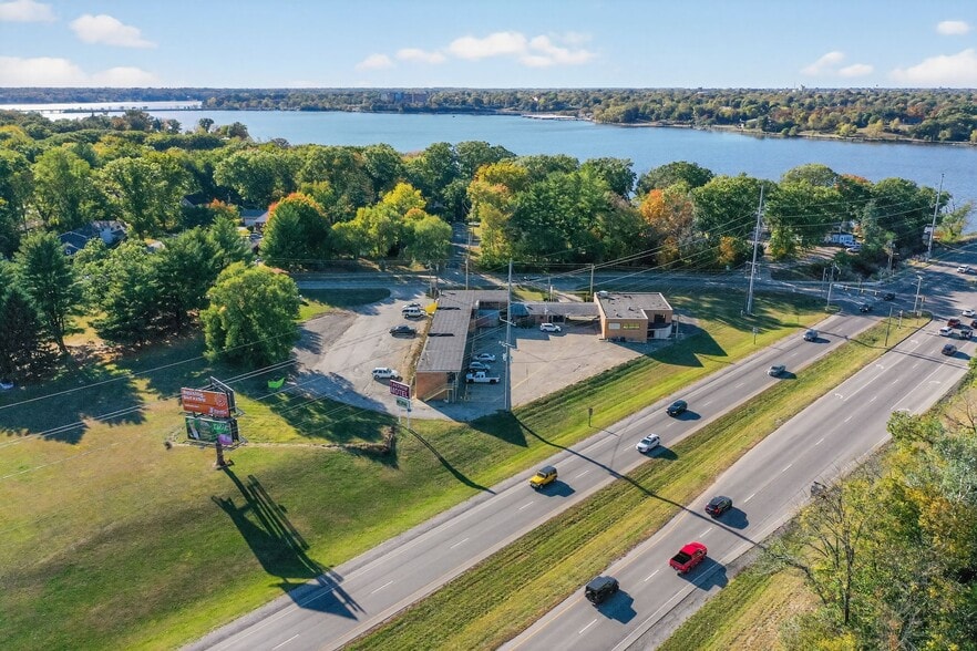 More Photos Of 16 S Country Club Rd, Decatur Hotel For Sale