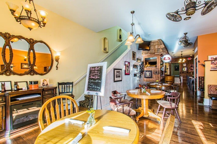 More Photos Of 183 S Main St, Russellville Restaurant For Sale