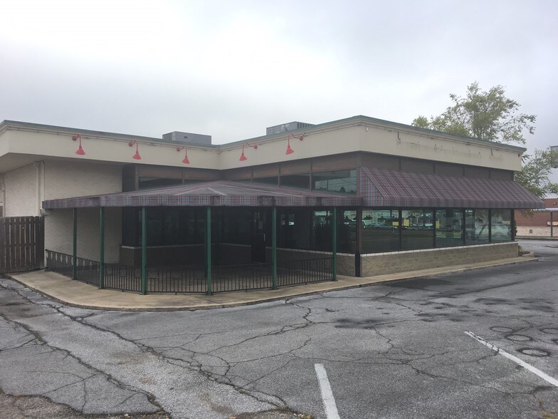 491499 S Gloster St, Tupelo, MS 38801 Retail For Lease