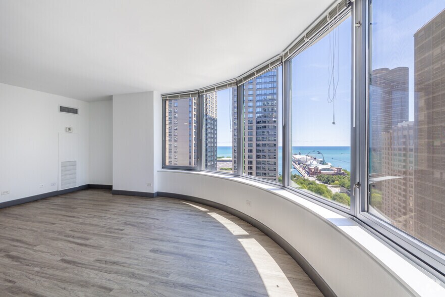 More Photos Of 420 E Ohio St, Chicago Apartments For Sale