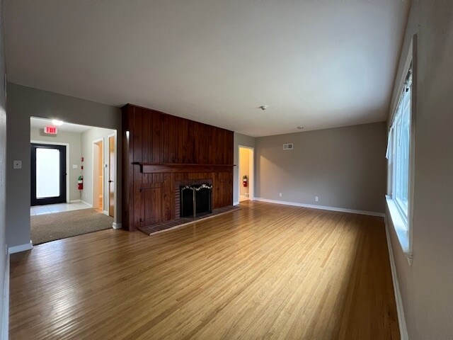 More Photos Of 704 E 9th St, Lockport Medical For Sale