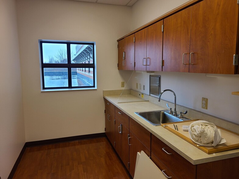 More Photos Of 6401 Prairie St, Norton Shores Medical For Lease