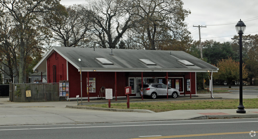 Primary Photo Of 1032 Portion Rd, Farmingville Convenience Store For Sale