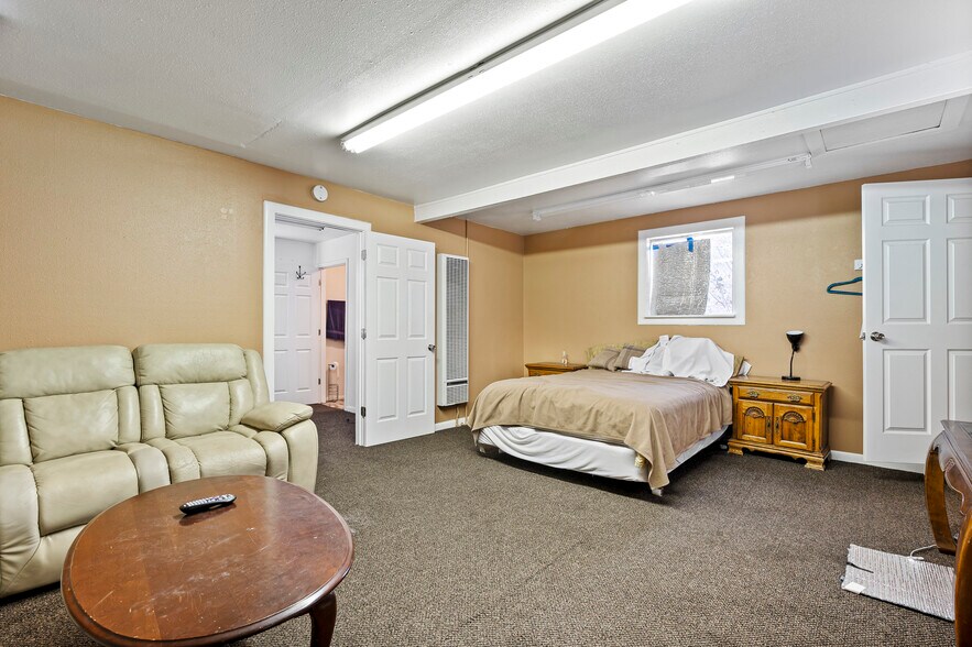 More Photos Of 1157 S Main St, Cedar City Auto Repair For Sale