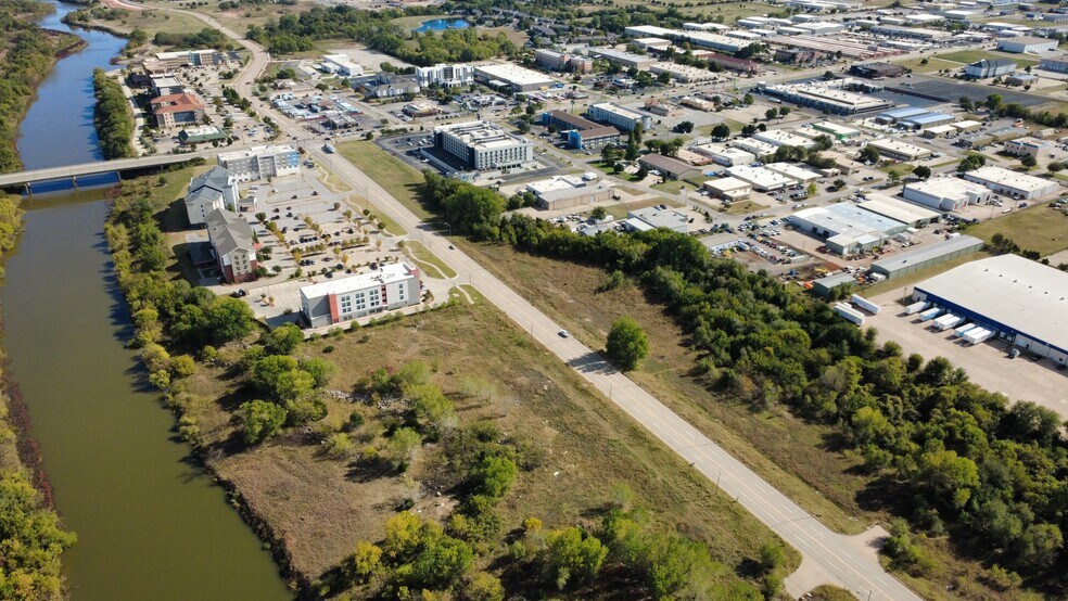 More Photos Of 4621 SW 15th St, Oklahoma City Land For Sale