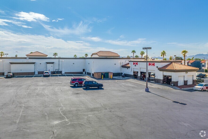 More Photos Of 5486-5566 Boulder Hwy, Las Vegas Unknown For Lease