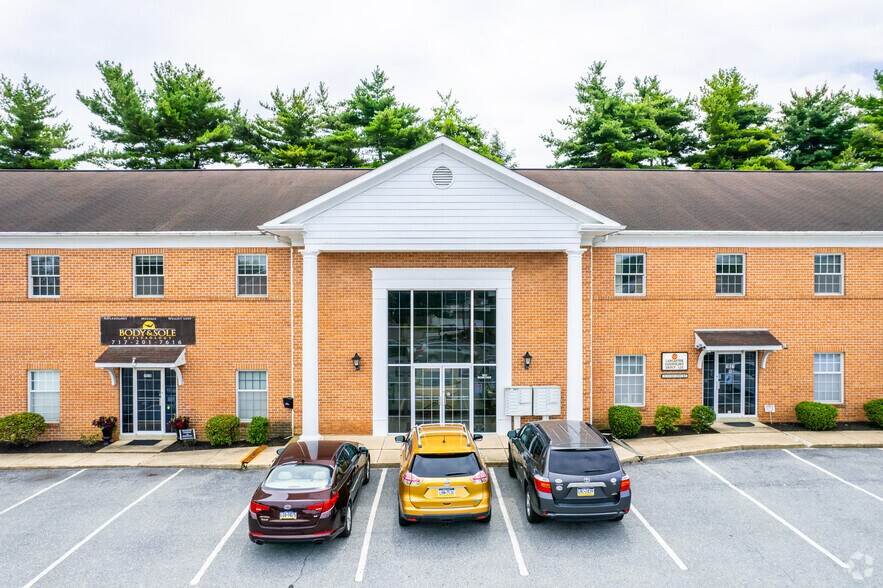 More Photos Of 1821 Oregon Pike, Lancaster Office For Sale