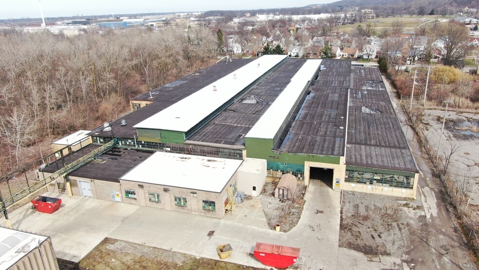 More Photos Of 1500 E 219th St, Euclid Unknown For Lease