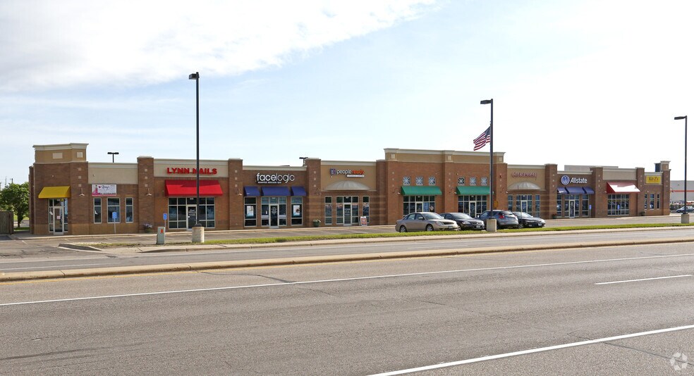 Primary Photo Of 601-655 2nd St S, Waite Park General Retail For Lease